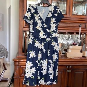 Knee length dress navy yellow and white  with pockets